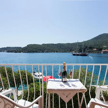 Malfi Πανσιόν 3*