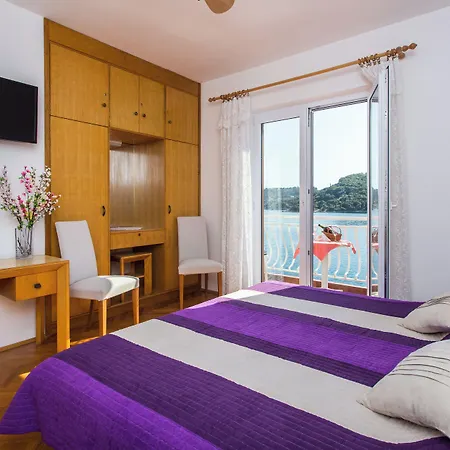 Malfi Πανσιόν 3*