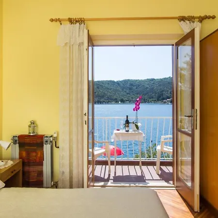 Πανσιόν Malfi 3*