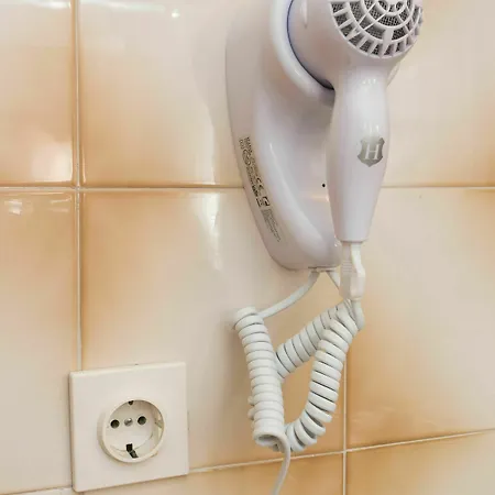 ゲストハウス マルフィ ザトン